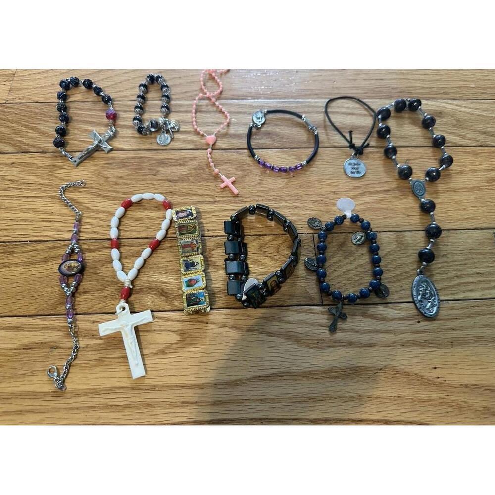 Lot of 11 Catholic Bracelets Mixed Styles Crosses & Saints Stretch Cord